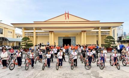 Ban Thường trực Ủy ban MTTQ Việt Nam tỉnh An Giang ban hành Kế hoạch số 87/KH-MTTQ-BTT triển khai Cuộc vận động “Toàn dân đoàn kết xây dựng nông thôn mới, đô thị văn minh” giai đoạn 2026 - 2031. Kế hoạch cụ thể hóa định hướng của Trung ương, xác định rõ những nội dung trọng tâm cần tập trung thực hiện ở cơ sở, trong đó nhấn mạnh vai trò chủ thể của Nhân dân, phát huy tự quản cộng đồng, nâng cao chất lượng đời sống và tăng cường ứng dụng chuyển đổi số trong hoạt động Mặt trận.
