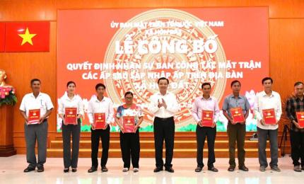 Ngày 28/7, Ủy ban MTTQ Việt Nam xã Hòn Đất tổ chức Hội nghị sơ kết công tác Mặt trận 6 tháng đầu năm 2026, gắn với công bố các quyết định về công tác nhân sự Ban Công tác Mặt trận các ấp sau khi thực hiện sắp xếp đơn vị hành chính.