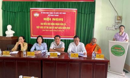 Từ ngày 24 đến 26/8, Ban Thường trực Ủy ban MTTQ Việt Nam xã Châu Thành phối hợp với Thường trực HĐND, UBND xã tổ chức tiếp xúc cử tri sau Kỳ họp thường lệ giữa năm 2026 của HĐND xã tại 5 điểm, với sự tham gia của cử tri 11 ấp trên địa bàn.